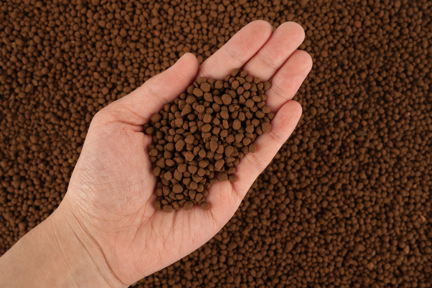 THRIVA Aqua Soil Substrate for Freshwater Aquarium, Black and Brown Color, 5L/ bag