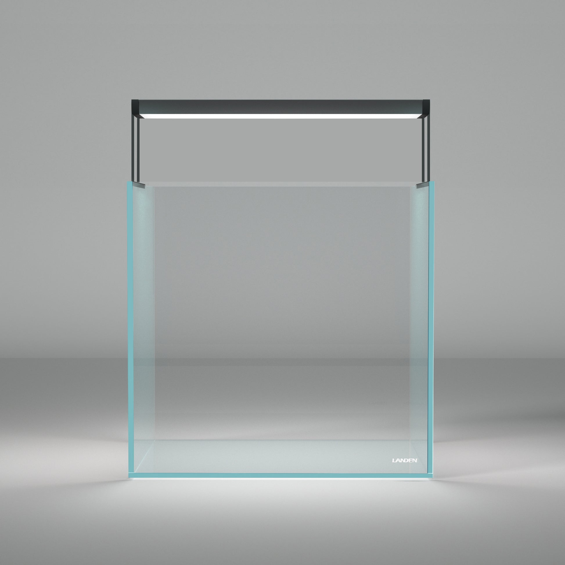 LANDEN AB30 LED light mounted on a rimless glass aquarium