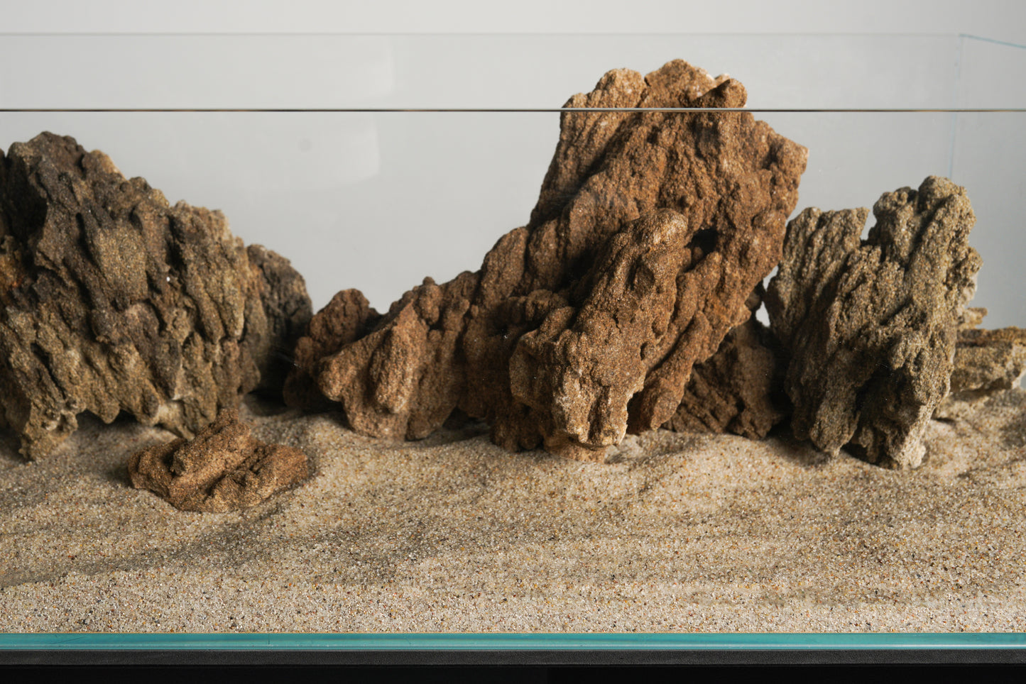 LANDEN Chingwe Aquascape Sand for Aquarium Landscape, 0.4-0.9mm 2L (7.52lbs)